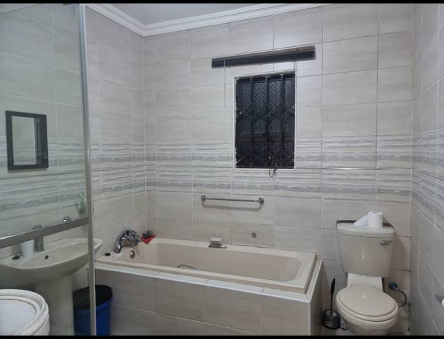 3 BEDROOM HOUSE FOR SALE IN EVATON WEST